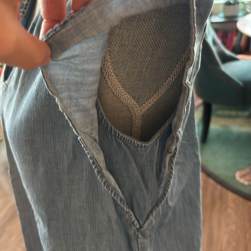 Gap Feminine Denim Top - Picture 2 of 6
